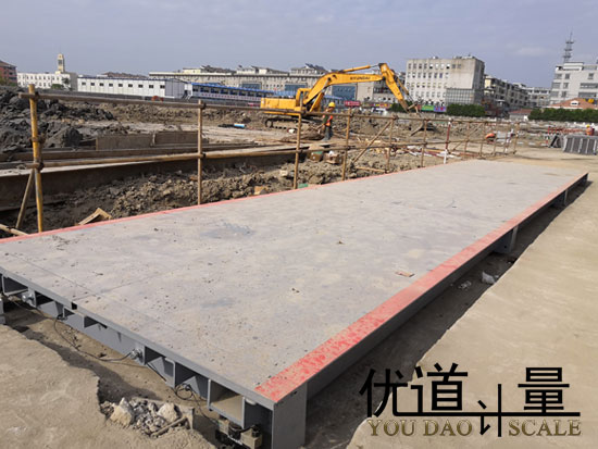 7月13日苏州地铁项目工地大型地磅100吨工程案例