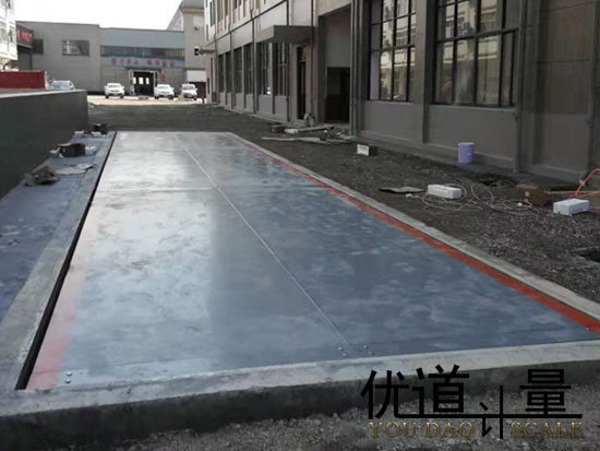 7月27日杭州机电设备工厂3x14米地磅工程案例